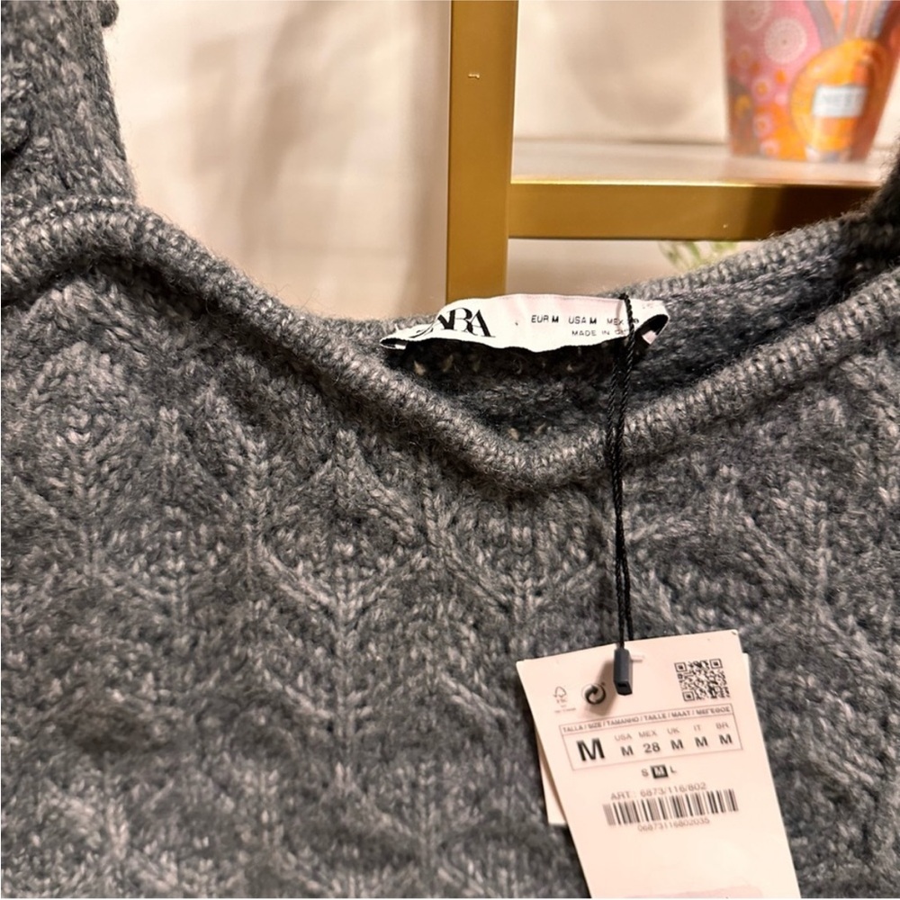 Zara knit crop top with ruffle straps - Picture 9 of 9